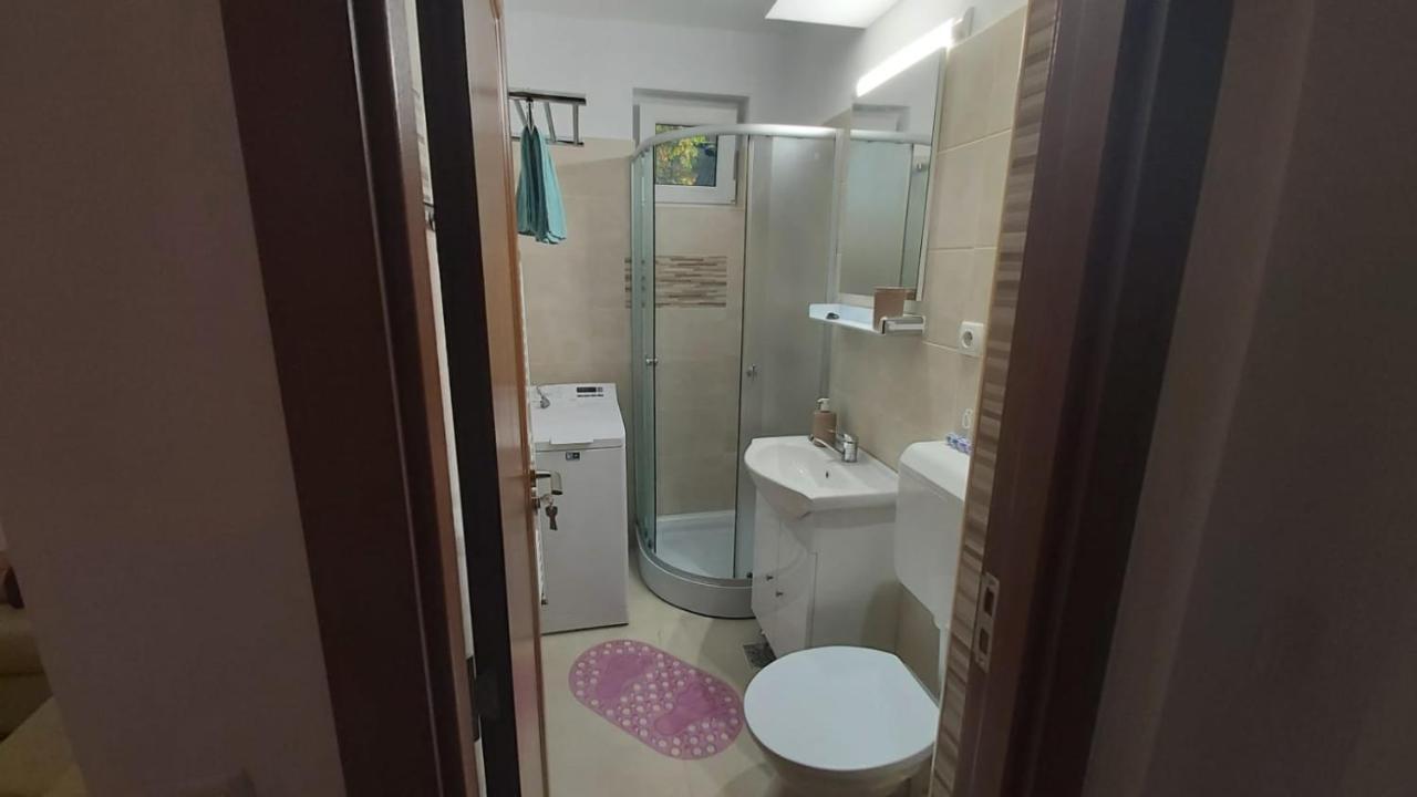 Relax Apartament Apartment Satu Mare Exterior foto