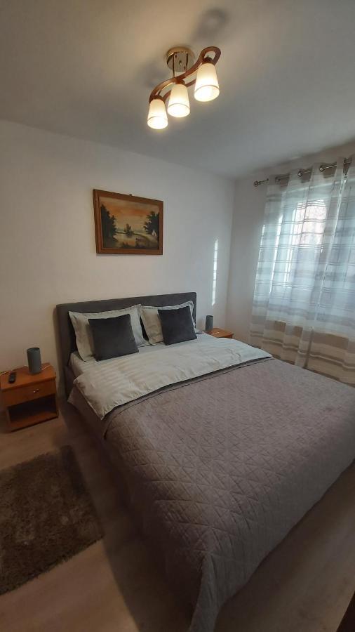 Relax Apartament Apartment Satu Mare Exterior foto